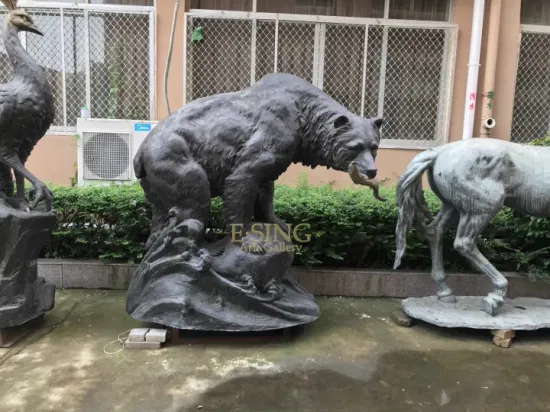 Estatua animal de tamaño natural del caballo de cobre amarillo de la antigüedad de la escultura del tonelero del bronce del jardín al por mayor